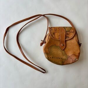 Alviero Martini 1st Class Crossbody Map Purse Vintage Leather Made in Italy